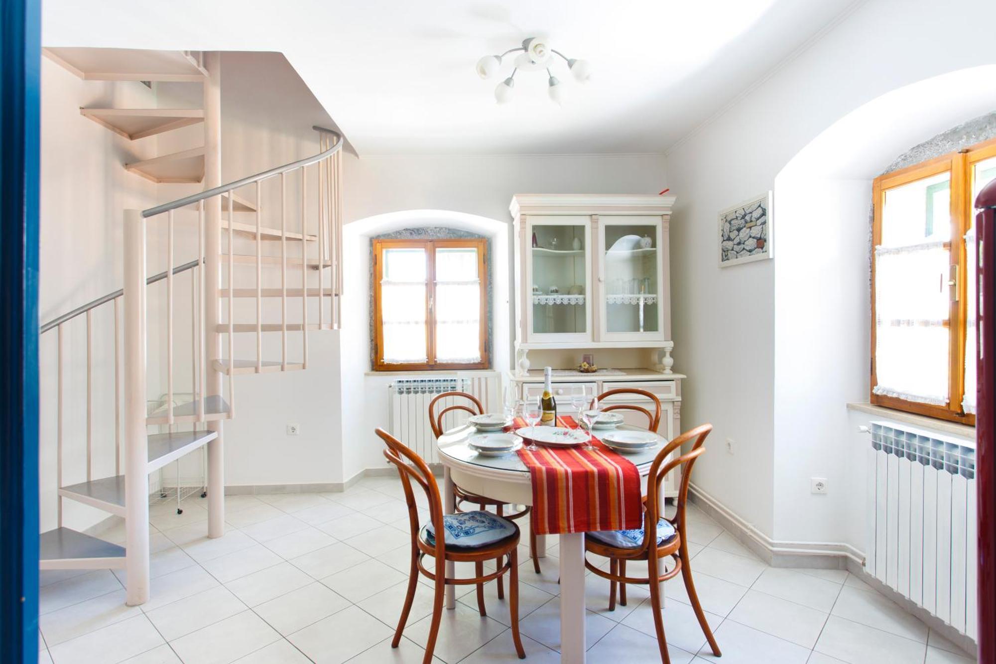 Apartments Villa Kastav In Old Town Center With Sea View And Parking Ngoại thất bức ảnh