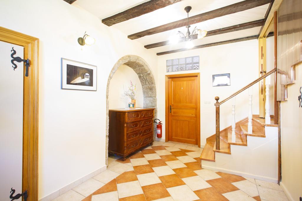 Apartments Villa Kastav In Old Town Center With Sea View And Parking Phòng bức ảnh