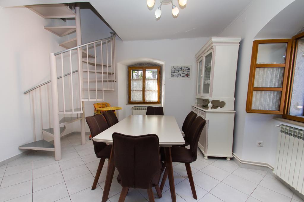 Apartments Villa Kastav In Old Town Center With Sea View And Parking Ngoại thất bức ảnh